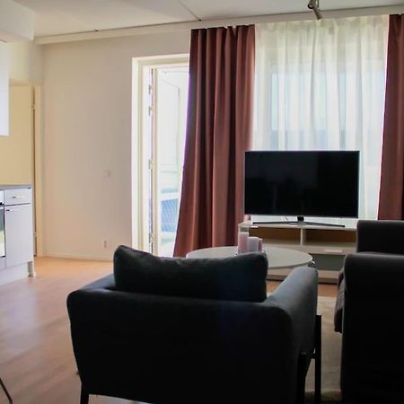 Modern Apartment With Sauna, Near Transit Hub/Dixi Вантаа Экстерьер фото