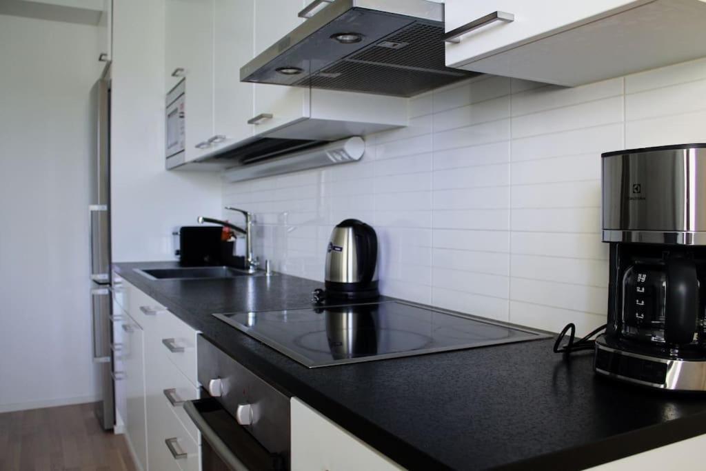Modern Apartment With Sauna, Near Transit Hub/Dixi Вантаа Экстерьер фото